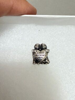 Pandora Mother’s Day Charm